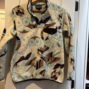 Patagonia Women's Patterned Fleece Jacket - Cream and Brown